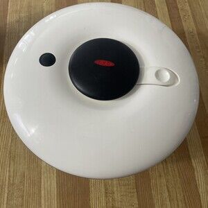 Oxo Good Grips Full Size Large 10" 6 Qt Plastic Salad Spinner Nonslip Base Bowl